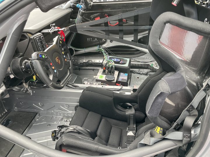 CR6 Porsche 992 GT3 Cup · 2021 · photograph 10