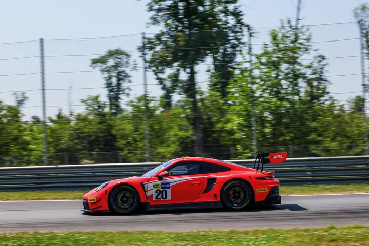 Monza · 2026 · photograph 25